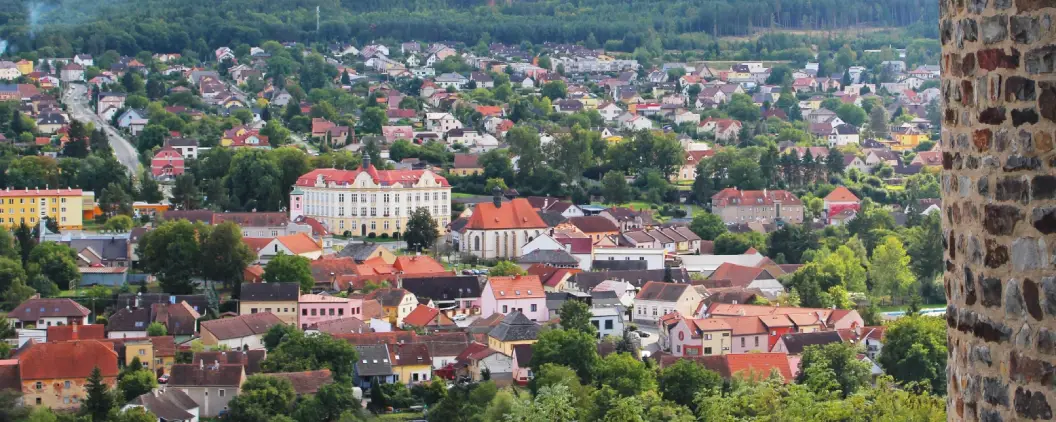 Pohled na město od rotundy - StarejPlzenec.cz