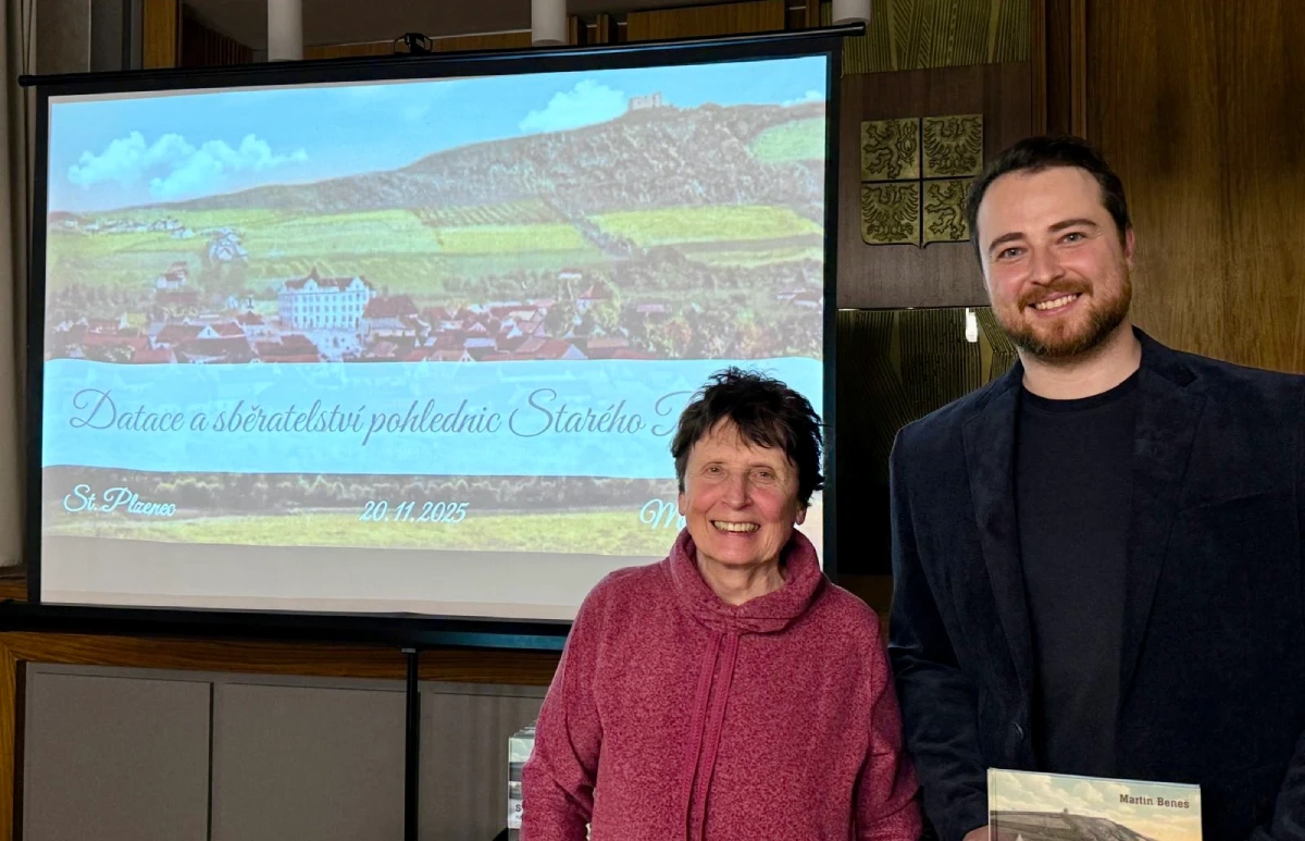 S předsedkyní spolku OSHR paní Jitkou Sutnarovou S předsedkyní spolku OSHR paní Jitkou Sutnarovou